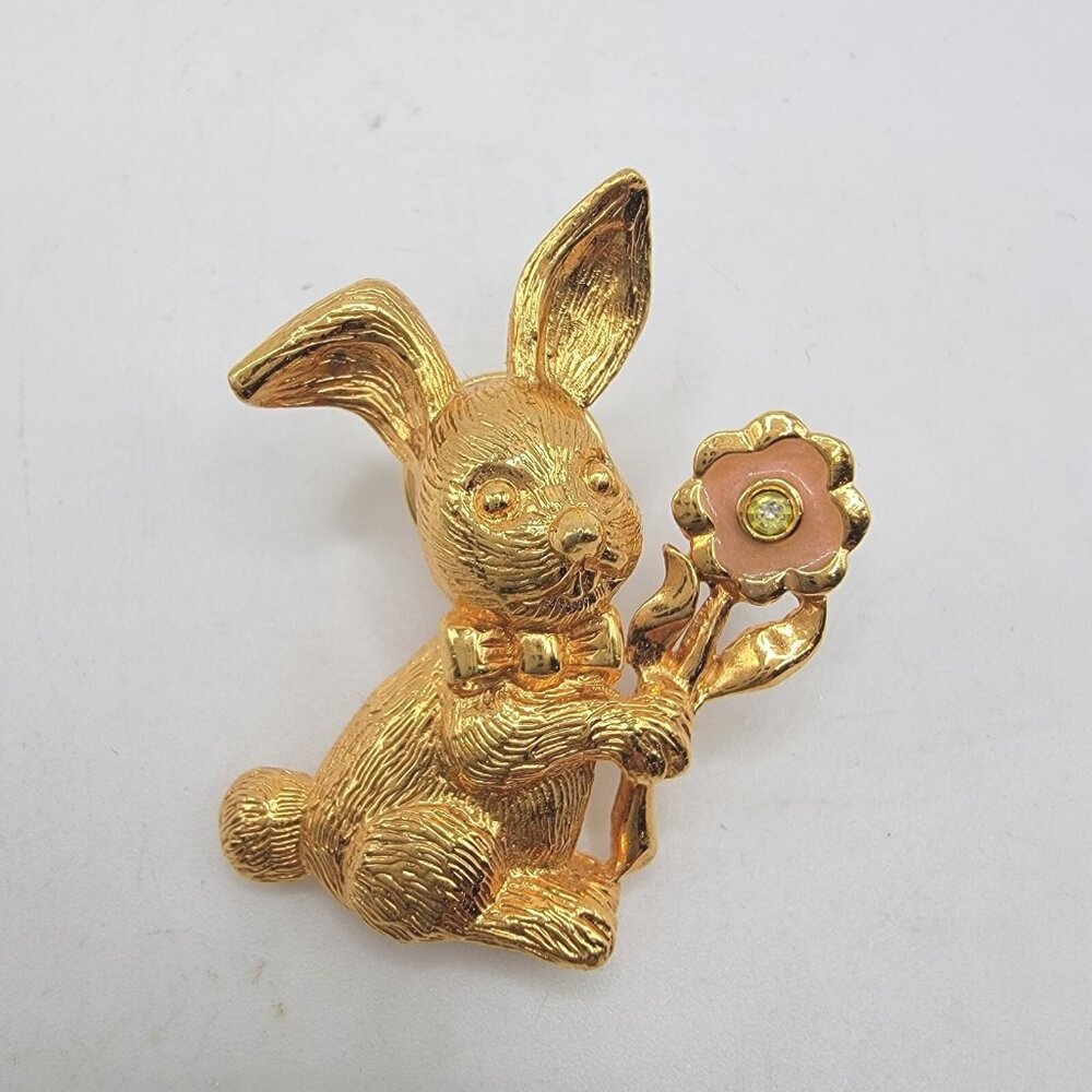 Vintage Easter Bunny Pin Rabbit‎ Holding Pink Flower With Rhinestone Brooch Pin